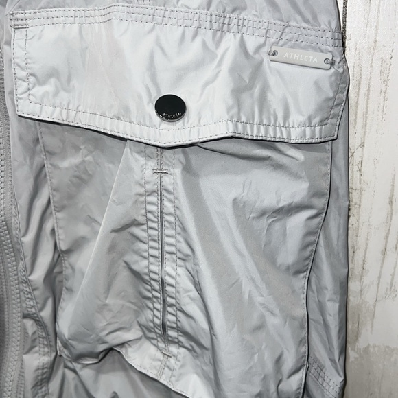 Athleta City Slicker Vest Gray Two-Way Zipper Cargo Pockets Adjustable Cinch XXS - Picture 4 of 13